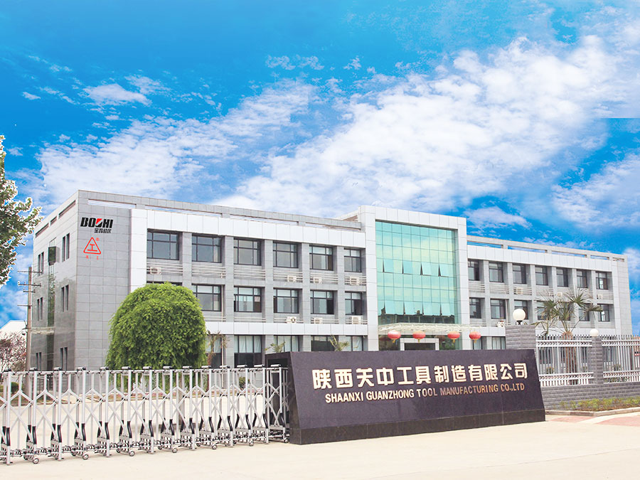 集團(tuán)公司李清耀董事長(zhǎng)到關(guān)中工具調(diào)研指導(dǎo)工作